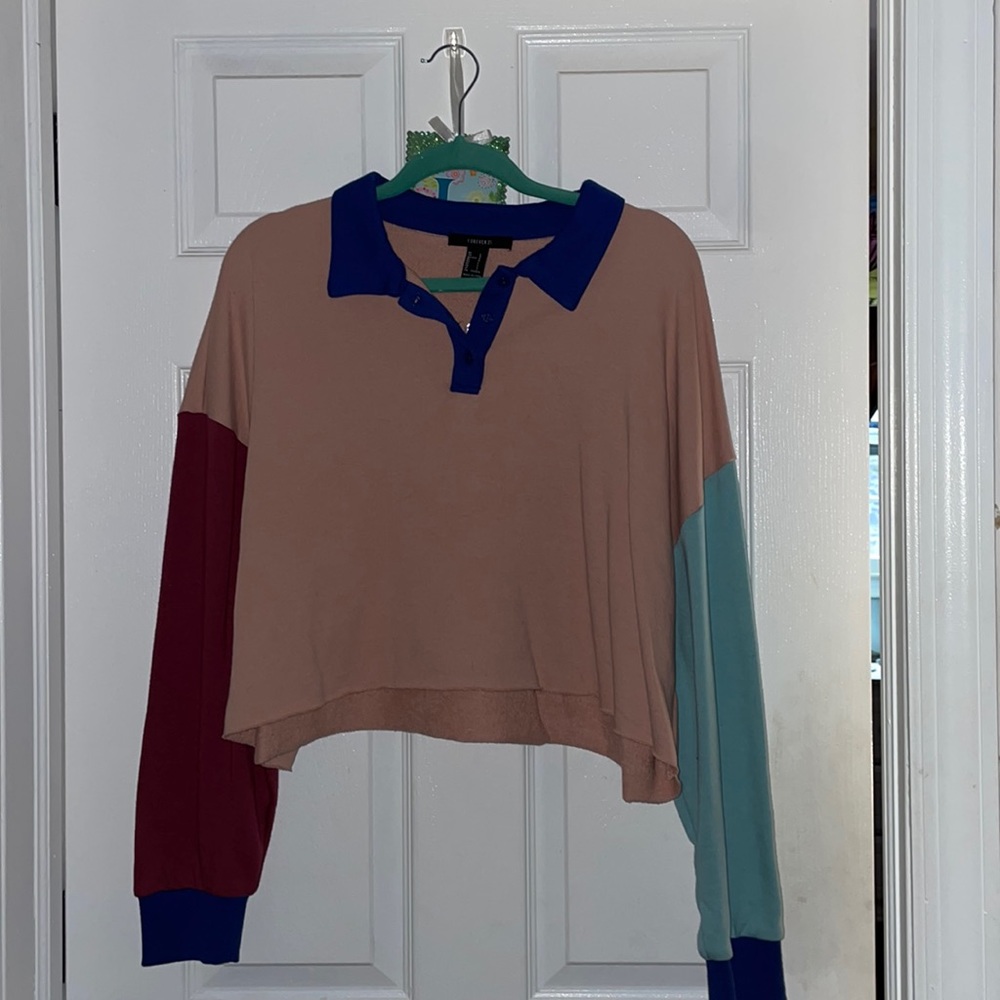 Collard Multicolor Cropped Longsleeved Shirt